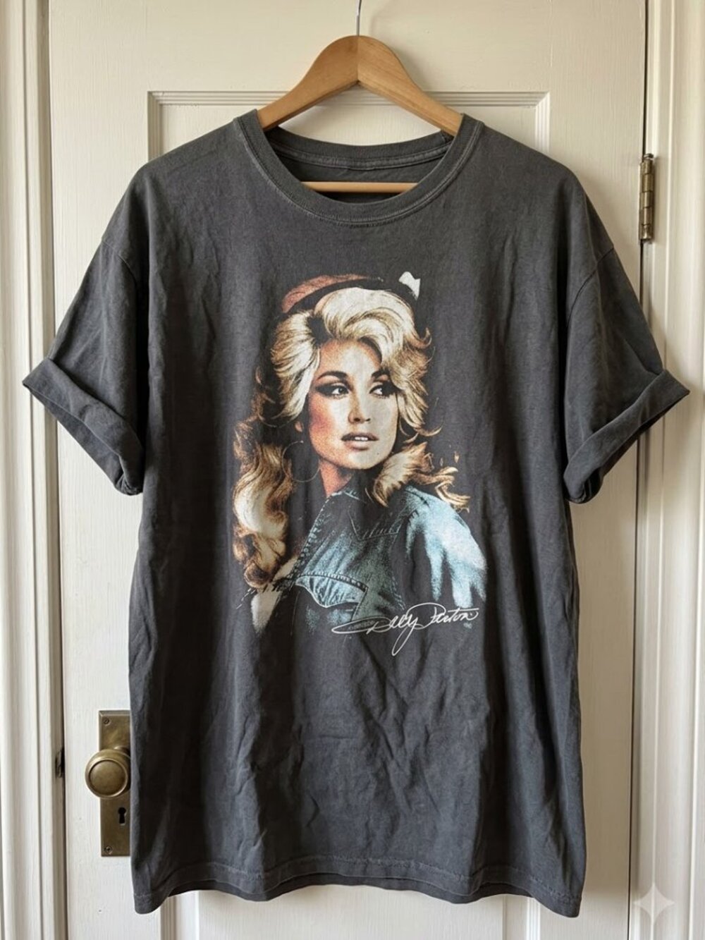 Dolly Parton Signature T-shirt